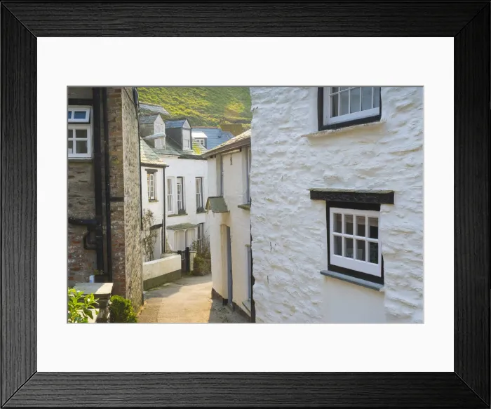 Framed Print : Narrow streets of Port Isaac, Cornwall, England, UK Framed Print : Narrow streets of Port Isaac, Cornwall, England, UK