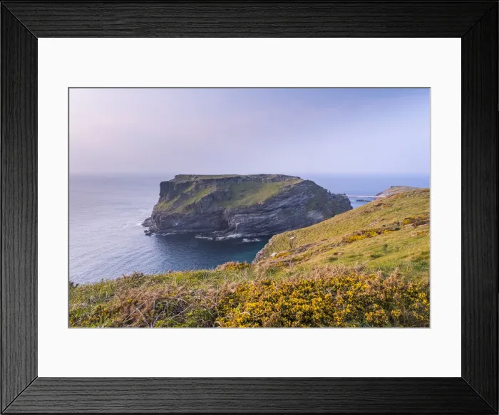 Framed Print : Tintagel castle, Tintagel, Cornwall, England, UK Framed Print : Tintagel castle, Tintagel, Cornwall, England, UK