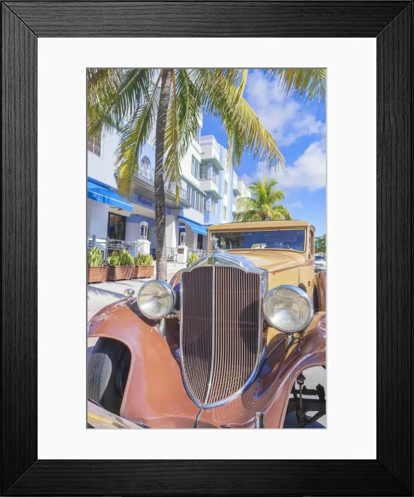 Framed Print : Classic vintage american car parked on Ocean drive, South Beach, Miami, Florida, USA Framed Print : Classic vintage american car parked on Ocean drive, South Beach, Miami, Florida, USA