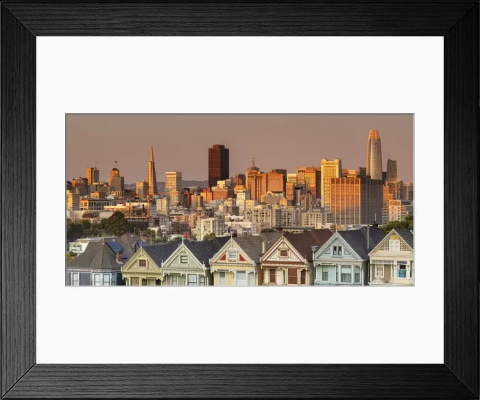Framed Print : Painted Ladies, victorian houses at Alamo Square, Skyline of San Francisco