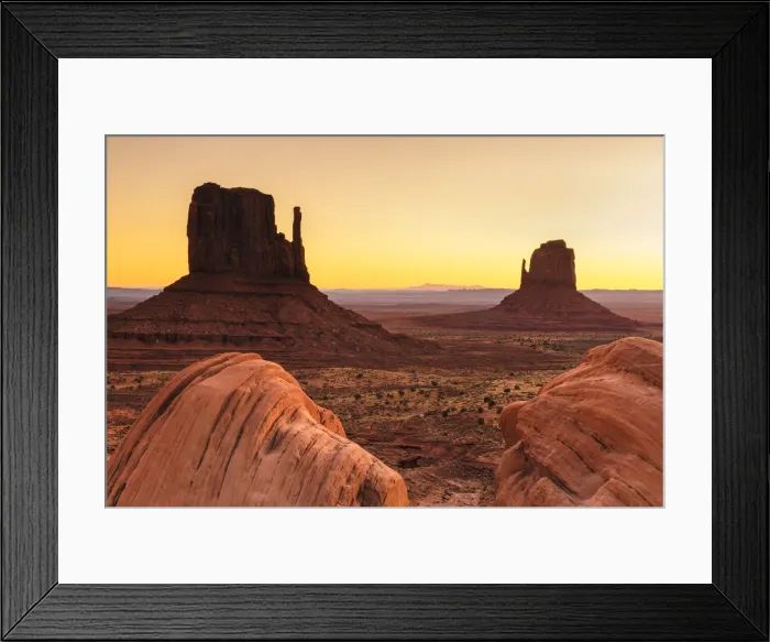 Framed Print : Monument Valley at sunrise, Monument Valley Tribal Park, Arizona, USA Framed Print : Monument Valley at sunrise, Monument Valley Tribal Park, Arizona, USA