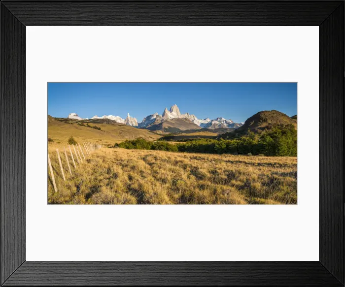 Framed Print : Morning light over the Fitz Roy Mountain Range, El Chalten, Los Glaciares National Park Framed Print : Morning light over the Fitz Roy Mountain Range, El Chalten, Los Glaciares National Park