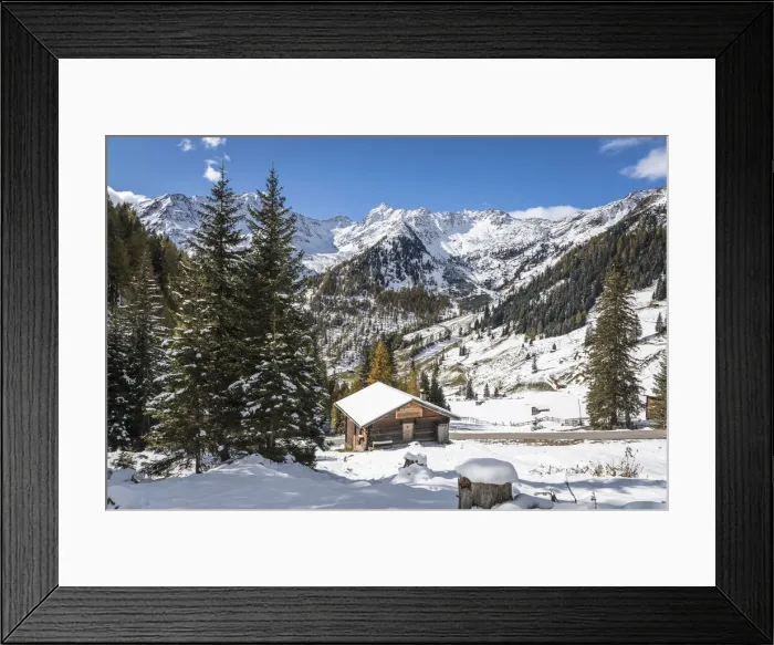 Framed Print : Mountain hut in the Arn valley above the Unterstalleralm, Innervillgraten, Villgratental Framed Print : Mountain hut in the Arn valley above the Unterstalleralm, Innervillgraten, Villgratental