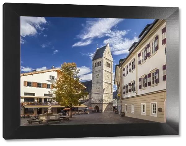 Old town of Zell am See and parish church St. Hippolyt, Salzburger Land, Austria