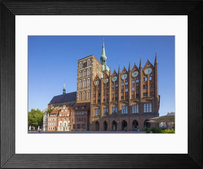 Framed Print : St. Nicholas Church & St. Nicholas Church, Alter Markt, Stralsund, Baltic Coadt Framed Print : St. Nicholas Church & St. Nicholas Church, Alter Markt, Stralsund, Baltic Coadt