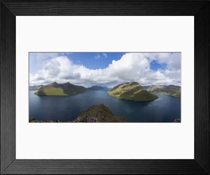 Framed Print : The view from Klakkur mouintains towards Kalsoy and Kunoy. Borðoy, Faroe Islands Framed Print : The view from Klakkur mouintains towards Kalsoy and Kunoy. Borðoy, Faroe Islands