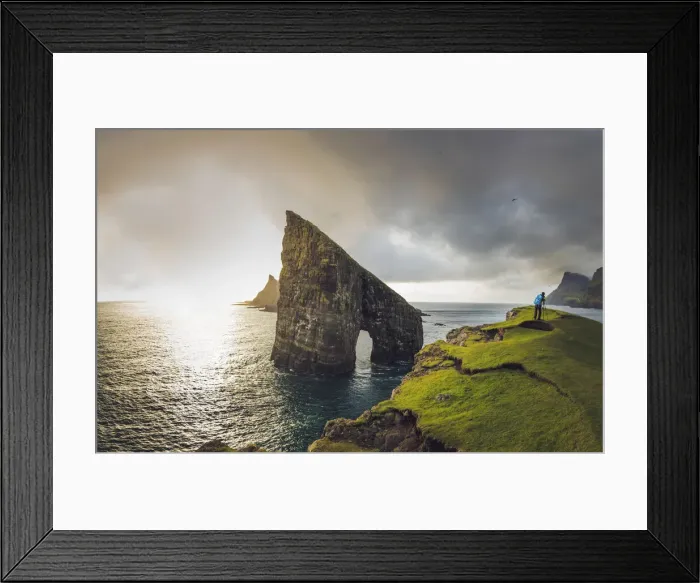 Framed Print : Stori Drangur sea stack (Drangarnir) at sunset. Vagar, Faroe Islands Framed Print : Stori Drangur sea stack (Drangarnir) at sunset. Vagar, Faroe Islands