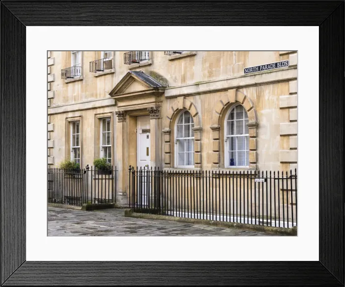Framed Print : Traditional architecture of Bath, Somerset, England Framed Print : Traditional architecture of Bath, Somerset, England