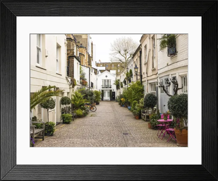 Framed Print : Stanhope Mews South, Kensington, London, England Framed Print : Stanhope Mews South, Kensington, London, England