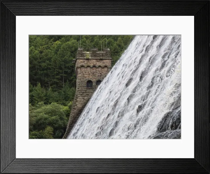 Framed Print : Derwent Dam, Peak District National Park, Derbyshire, England Framed Print : Derwent Dam, Peak District National Park, Derbyshire, England