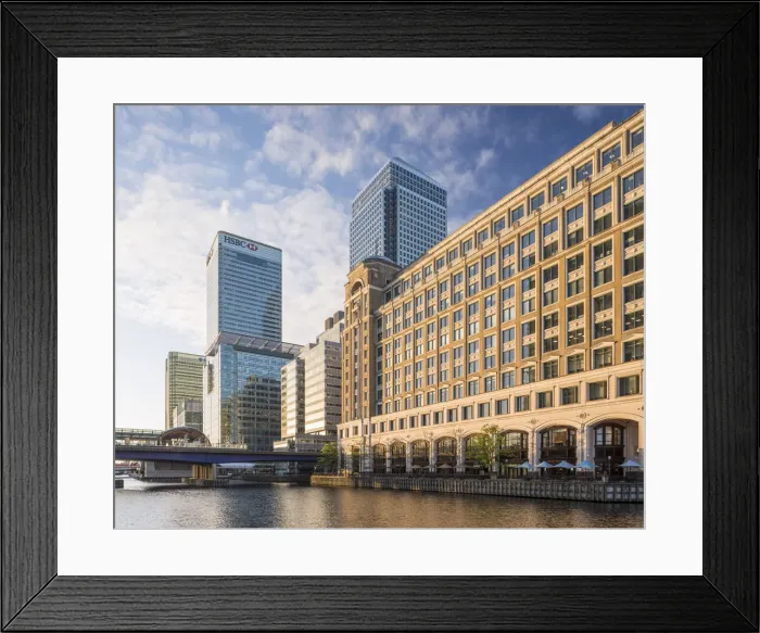Framed Print : Dawn at Canary Wharf, London, England, UK Framed Print : Dawn at Canary Wharf, London, England, UK