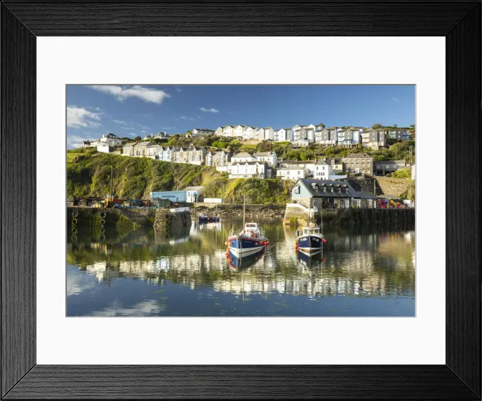 Framed Print : Mevagissey harbour, Cornwall, England, UK Framed Print : Mevagissey harbour, Cornwall, England, UK