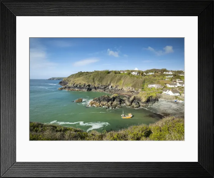 Framed Print : Fishing boat at Cadgwith Cove, Cornwall, England, UK Framed Print : Fishing boat at Cadgwith Cove, Cornwall, England, UK