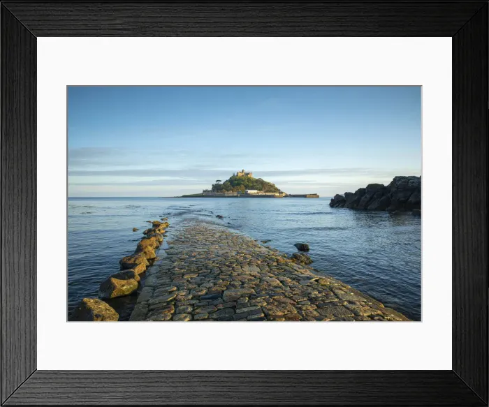 Framed Print : St Michaels Mount and the causeway, Marazion, Cornwall, England, UK Framed Print : St Michaels Mount and the causeway, Marazion, Cornwall, England, UK