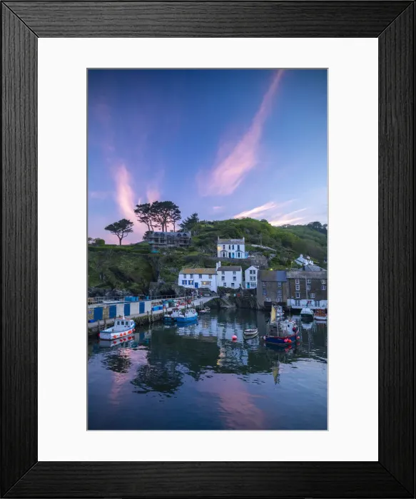 Framed Print : Polperro Harbour, Cornwall, England, UK Framed Print : Polperro Harbour, Cornwall, England, UK