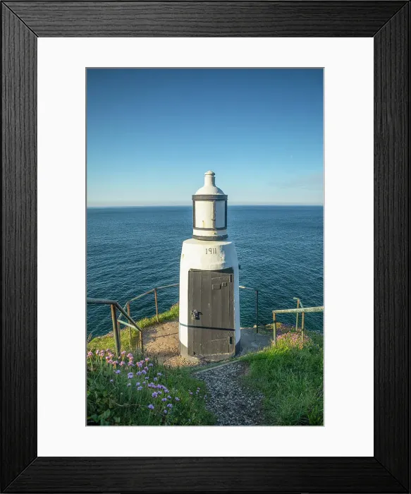 Framed Print : Lighthouse at Small House Point, Polperro Harbour, Cornwall, England, UK Framed Print : Lighthouse at Small House Point, Polperro Harbour, Cornwall, England, UK