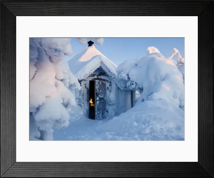 Framed Print : Cabin covered by snow. Ruuhitunturi, Lapland, Finland Framed Print : Cabin covered by snow. Ruuhitunturi, Lapland, Finland