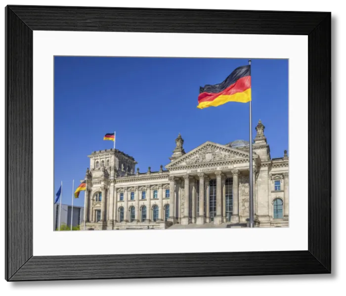 Framed Print : Reichstag building on Platz der Republik, Berlin, Germany Framed Print : Reichstag building on Platz der Republik, Berlin, Germany