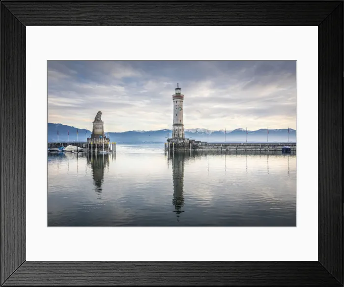 Framed Print : Harbor entrance with Bavarian lion and lighthouse, Lindau on Lake Constance, Swabia