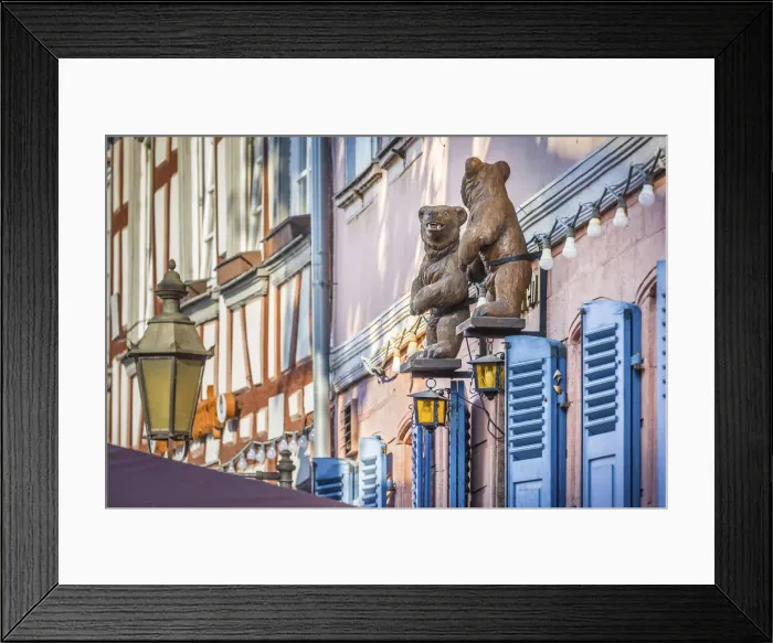 Framed Print : Restaurant zum Baren at Hochster Schlossplatz, Hesse, Germany Framed Print : Restaurant zum Baren at Hochster Schlossplatz, Hesse, Germany