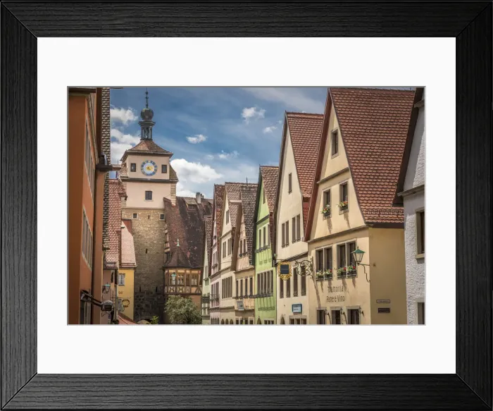 Framed Print : Galgengasse and White Tower in the old town of Rothenburg ob der Tauber, Middle Franconia Framed Print : Galgengasse and White Tower in the old town of Rothenburg ob der Tauber, Middle Franconia