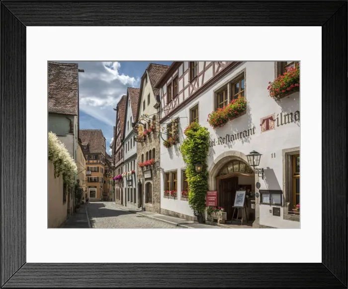 Framed Print : Georgengasse in the old town of Rothenburg ob der Tauber, Middle Franconia, Bavaria Framed Print : Georgengasse in the old town of Rothenburg ob der Tauber, Middle Franconia, Bavaria
