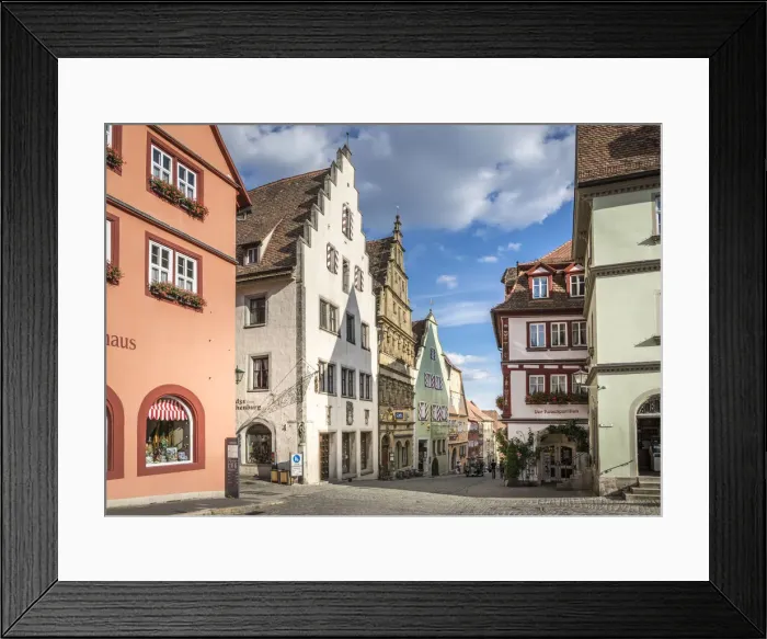 Framed Print : Historic houses in Oberen Schmiedgasse in the old town of Rothenburg ob der Tauber Framed Print : Historic houses in Oberen Schmiedgasse in the old town of Rothenburg ob der Tauber
