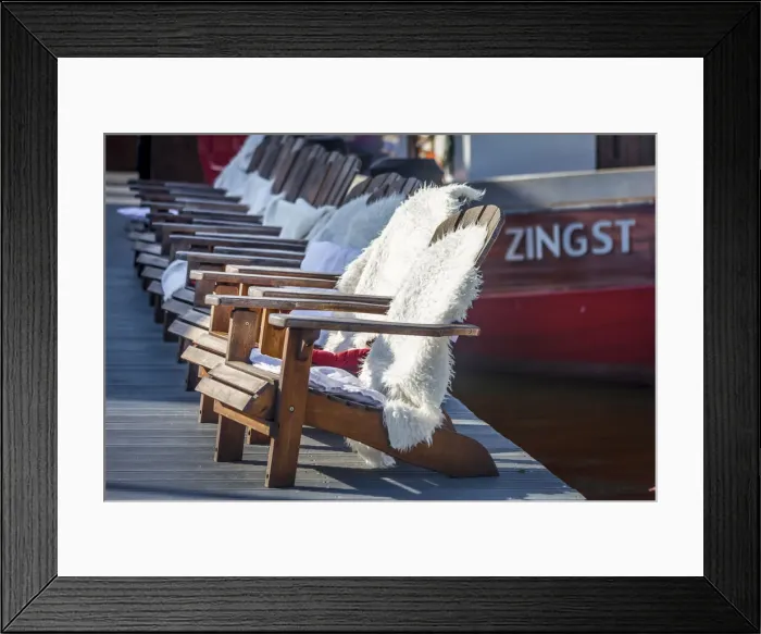 Framed Print : Deck chairs in the Harbor of Zingst, Mecklenburg-Western Pomerania, Northern Germany Framed Print : Deck chairs in the Harbor of Zingst, Mecklenburg-Western Pomerania, Northern Germany