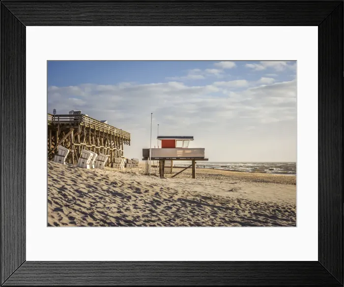 Framed Print : West beach of Kampen, Sylt, Schleswig-Holstein, Germany Framed Print : West beach of Kampen, Sylt, Schleswig-Holstein, Germany