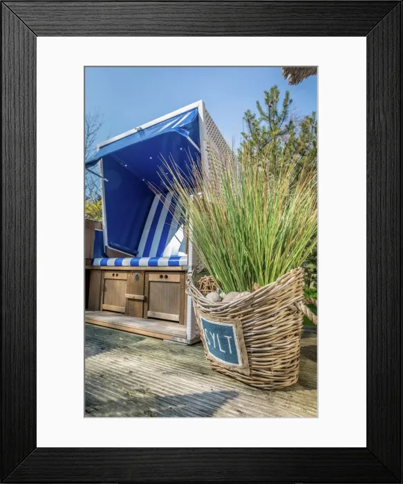 Framed Print : Beach chair with text Sylt, Tinnum, Sylt, Schleswig-Holstein, Germany Framed Print : Beach chair with text Sylt, Tinnum, Sylt, Schleswig-Holstein, Germany