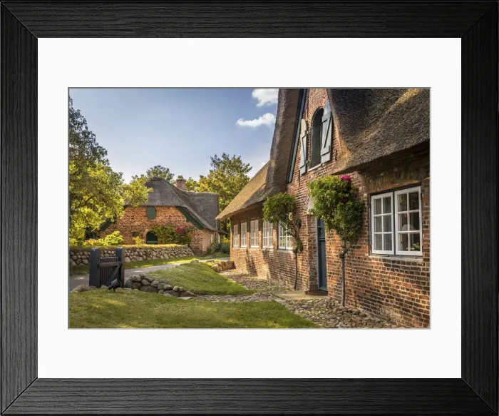 Framed Print : Old farm houses in Keitum, Sylt, Schleswig-Holstein, Germany Framed Print : Old farm houses in Keitum, Sylt, Schleswig-Holstein, Germany