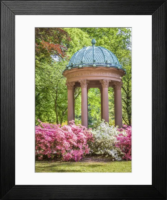 Framed Print : Auguste Viktoria fountain in the spa gardens of Bad Homburg vor der Haohe, Taunus, Hesse Framed Print : Auguste Viktoria fountain in the spa gardens of Bad Homburg vor der Haohe, Taunus, Hesse