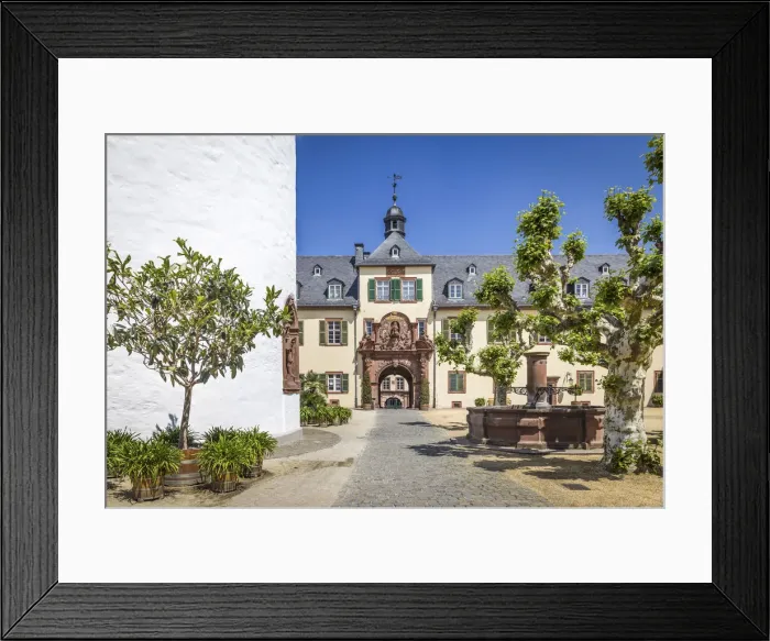 Framed Print : Inner courtyard of Bad Homburg Palace, Taunus, Hesse, Germany Framed Print : Inner courtyard of Bad Homburg Palace, Taunus, Hesse, Germany