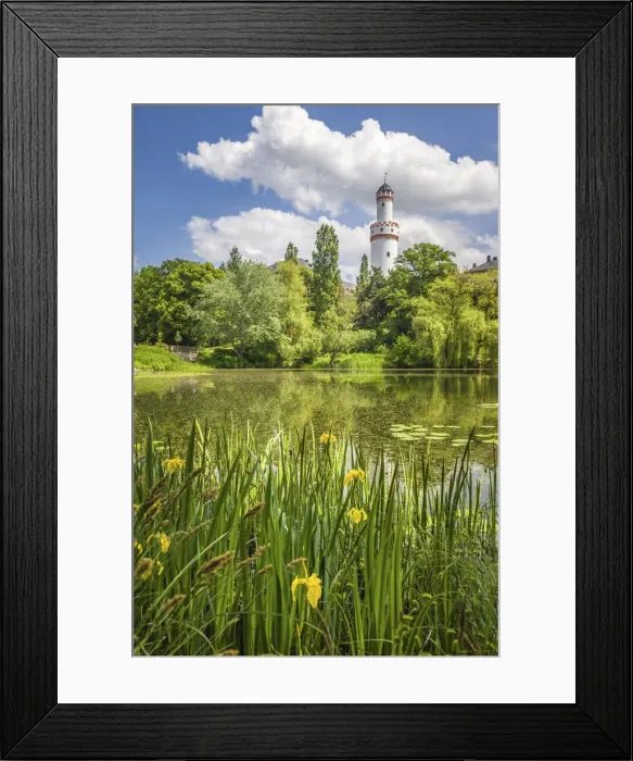 Framed Print : Pond in the palace gardens of Bad Homburg vor der Hohe, Taunus, Hesse, Germany Framed Print : Pond in the palace gardens of Bad Homburg vor der Hohe, Taunus, Hesse, Germany
