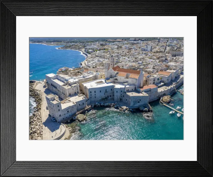Framed Print : Italy, Apulia, Bari Province, old town of Giovinazzo