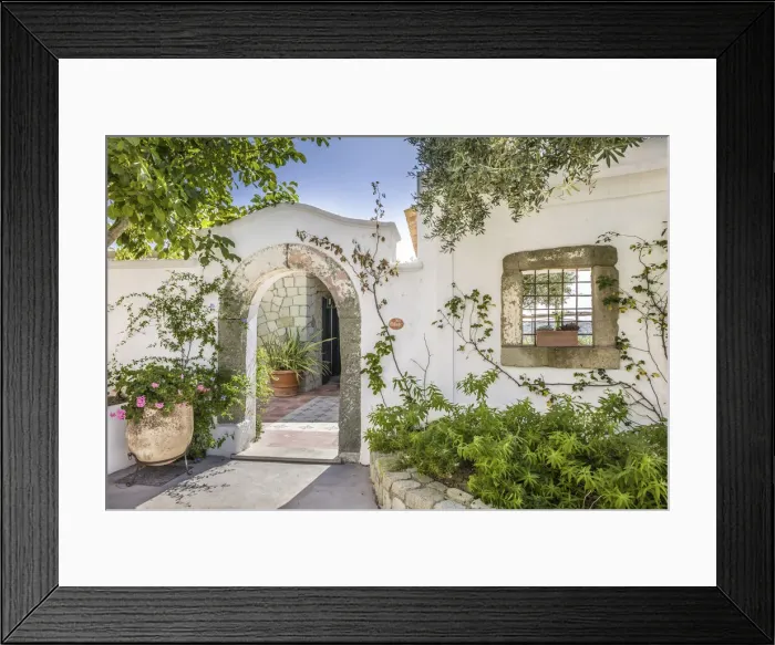 Framed Print : House entrance in Forio, Ischia Island, Gulf of Naples, Campania, Italy Framed Print : House entrance in Forio, Ischia Island, Gulf of Naples, Campania, Italy