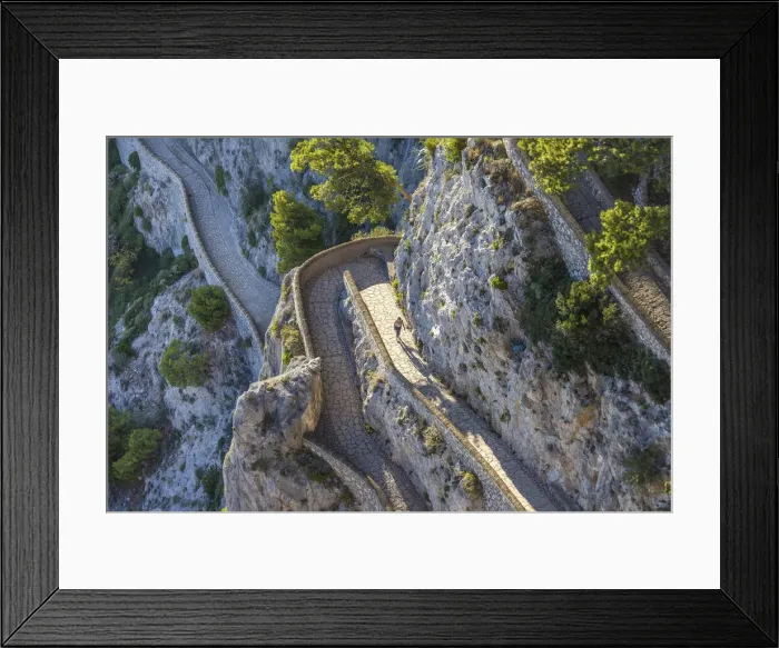 Framed Print : Via Krupp on Capri, Gulf of Naples, Campania, Italy
