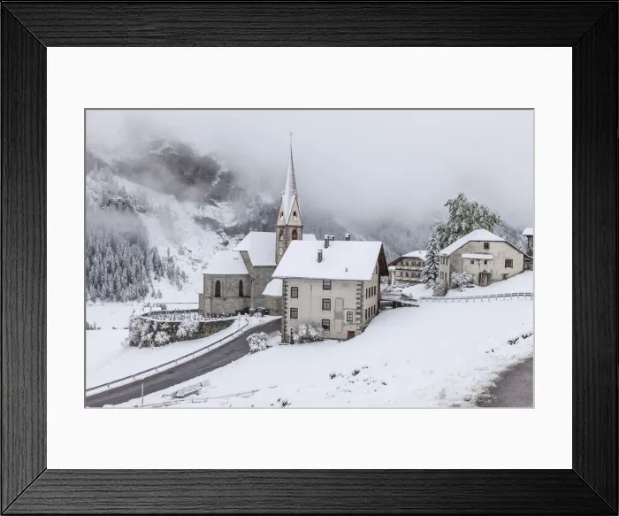 Framed Print : The village of Rein in Taufers in winter, Reintal, South Tyrol, Italy