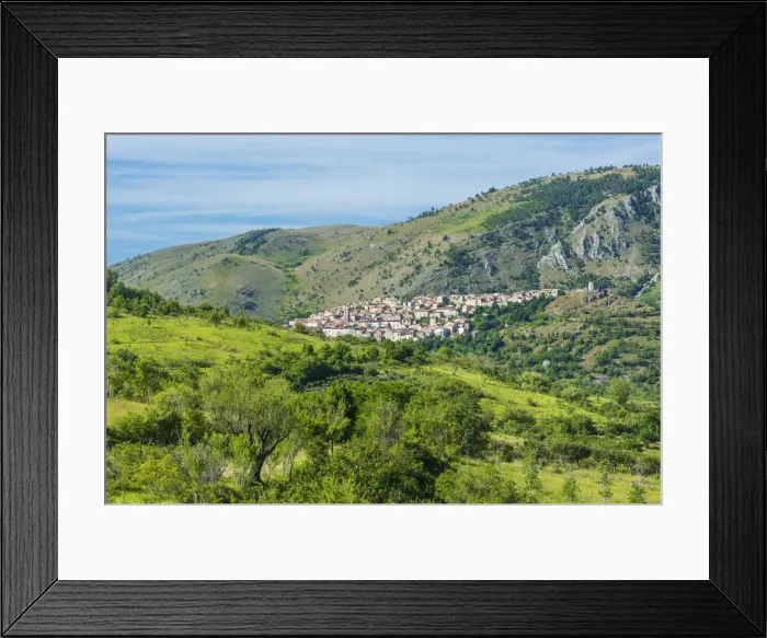 Framed Print : europe, Italy, the Abruzzi. The little town of Ortona dei Marsi near to the National Park Framed Print : europe, Italy, the Abruzzi. The little town of Ortona dei Marsi near to the National Park