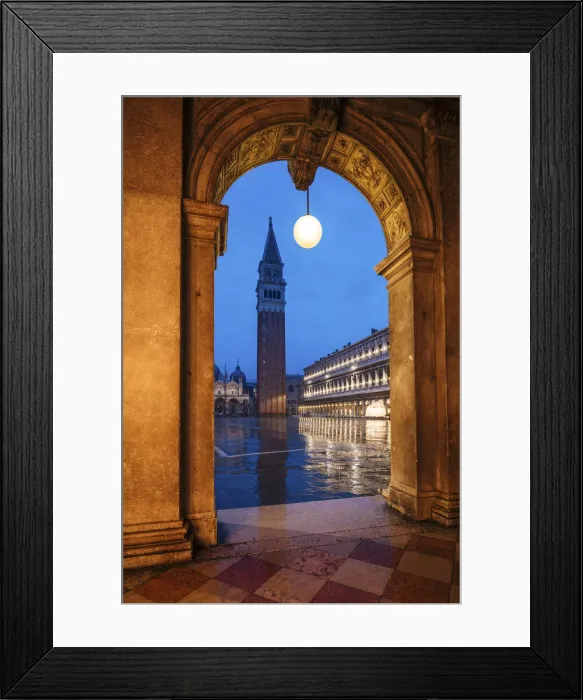 Framed Print : St Marks Square and St Marks Cathedral, Piazza San Marco Framed Print : St Marks Square and St Marks Cathedral, Piazza San Marco