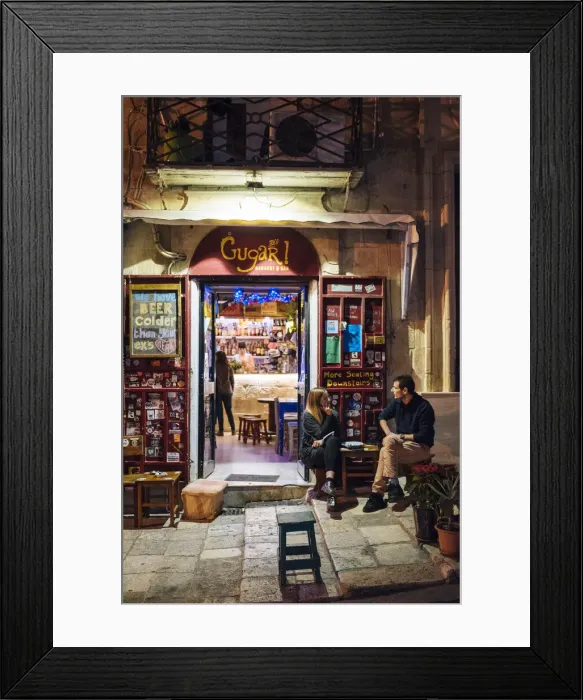Framed Print : Gugar Bar, Valletta, Malta Framed Print : Gugar Bar, Valletta, Malta