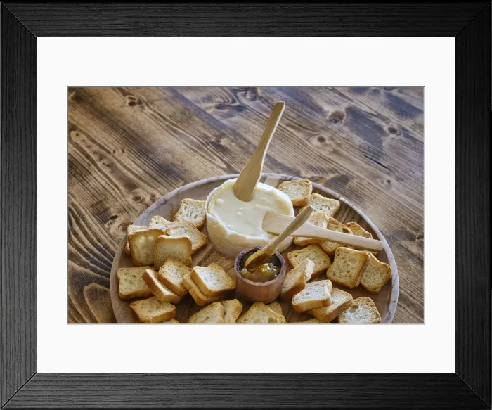 Framed Print : Wine tasting at Quinta de Alcube, Vila Nogueira de Azeitao. Setubal, Portugal