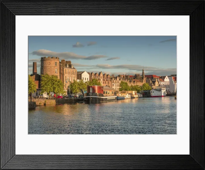 Framed Print : Evening light on the quayside shore in Leith, Edinburgh, City of Edinburgh, Scotland Framed Print : Evening light on the quayside shore in Leith, Edinburgh, City of Edinburgh, Scotland