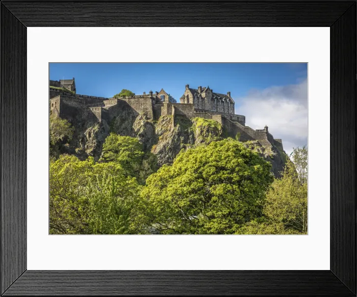 Framed Print : View from Princes Street Gardens to Edinburgh Castle, Edinburgh, City of Edinburgh Framed Print : View from Princes Street Gardens to Edinburgh Castle, Edinburgh, City of Edinburgh