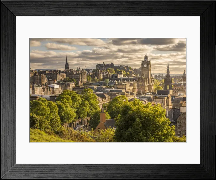 Framed Print : View from Carlton Hill of Edinburgh Old Town, City of Edinburgh, Scotland, Great Britain Framed Print : View from Carlton Hill of Edinburgh Old Town, City of Edinburgh, Scotland, Great Britain