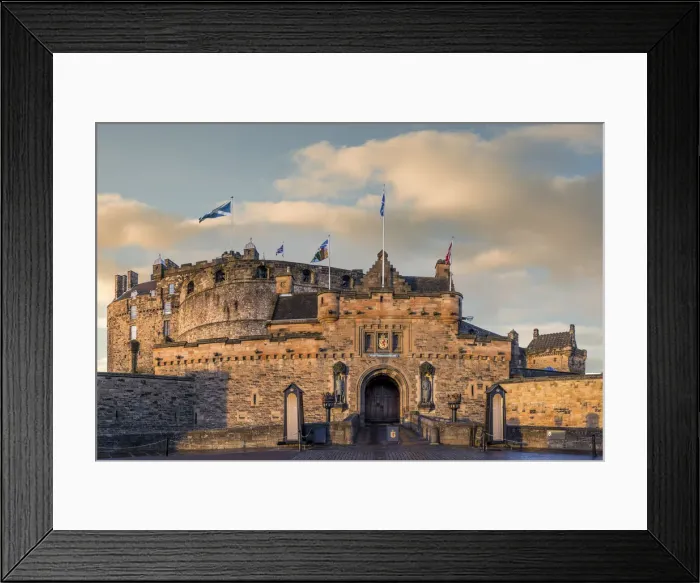 Framed Print : Edinburgh Castle, City of Edinburgh, Scotland, Great Britain Framed Print : Edinburgh Castle, City of Edinburgh, Scotland, Great Britain