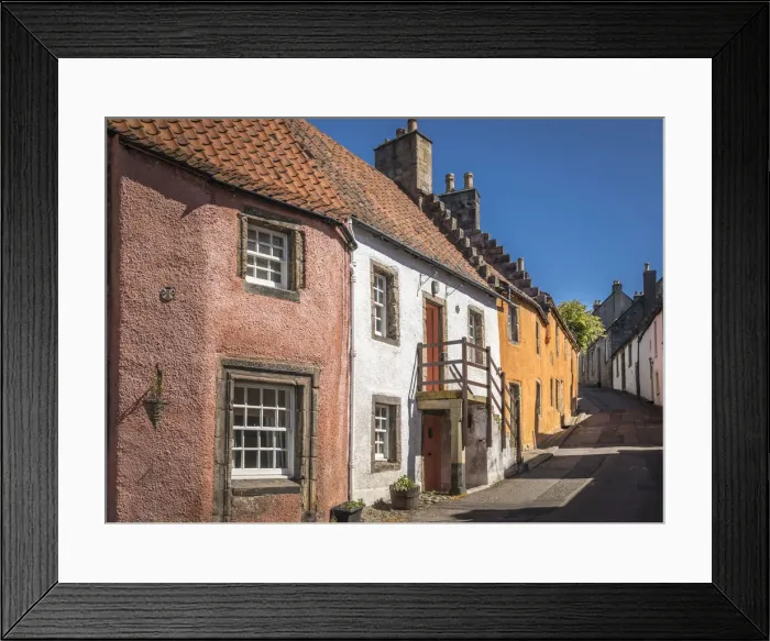 Framed Print : Alley with historic houses in the village of Culross, Fife, Scotland, Great Britain Framed Print : Alley with historic houses in the village of Culross, Fife, Scotland, Great Britain