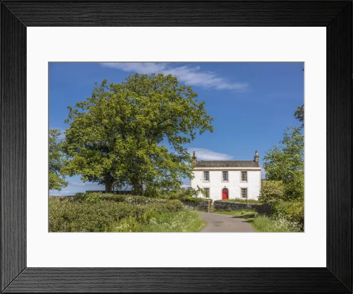 Framed Print : Country house near the hamlet of Auchenbowie near Stirling, Stirling, Scotland