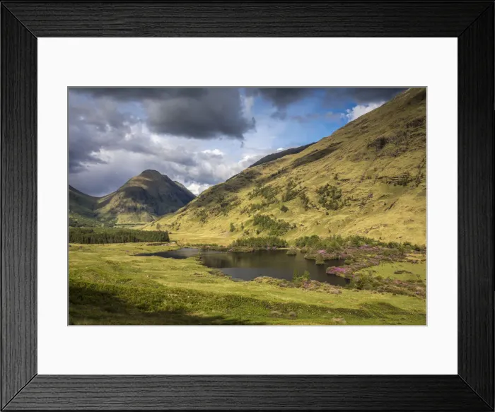 Framed Print : Small lake Lochan Urr in Glen Etive, Highlands, Scotland, Great Britain Framed Print : Small lake Lochan Urr in Glen Etive, Highlands, Scotland, Great Britain