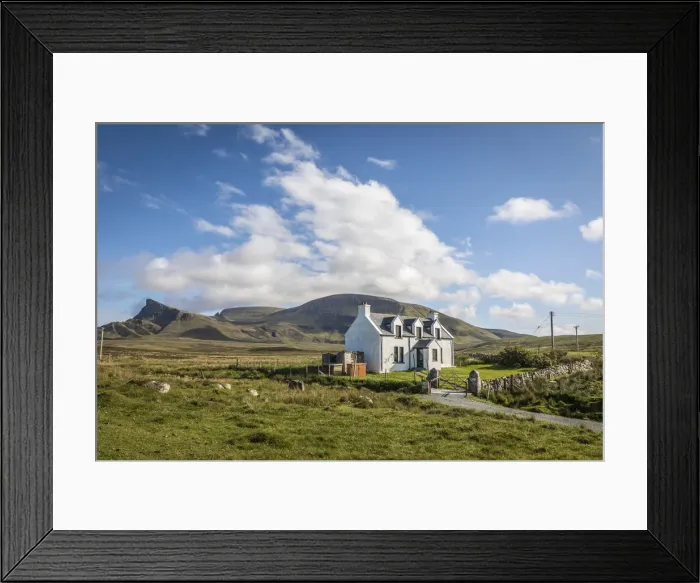 Framed Print : Lonely cottage in the north of the Trotternish Peninsula, Isle of Skye, Highlands